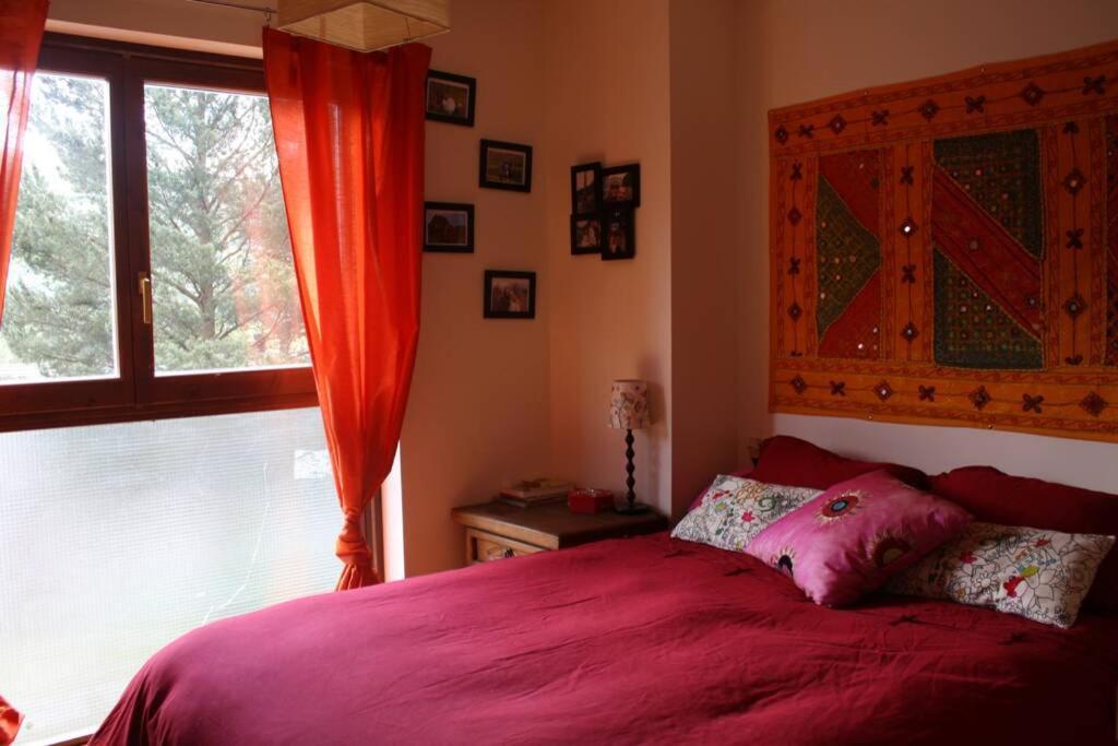 Duplex Con Jardin En Pirineos, Totalmente Equipado Appartement Villanúa Buitenkant foto
