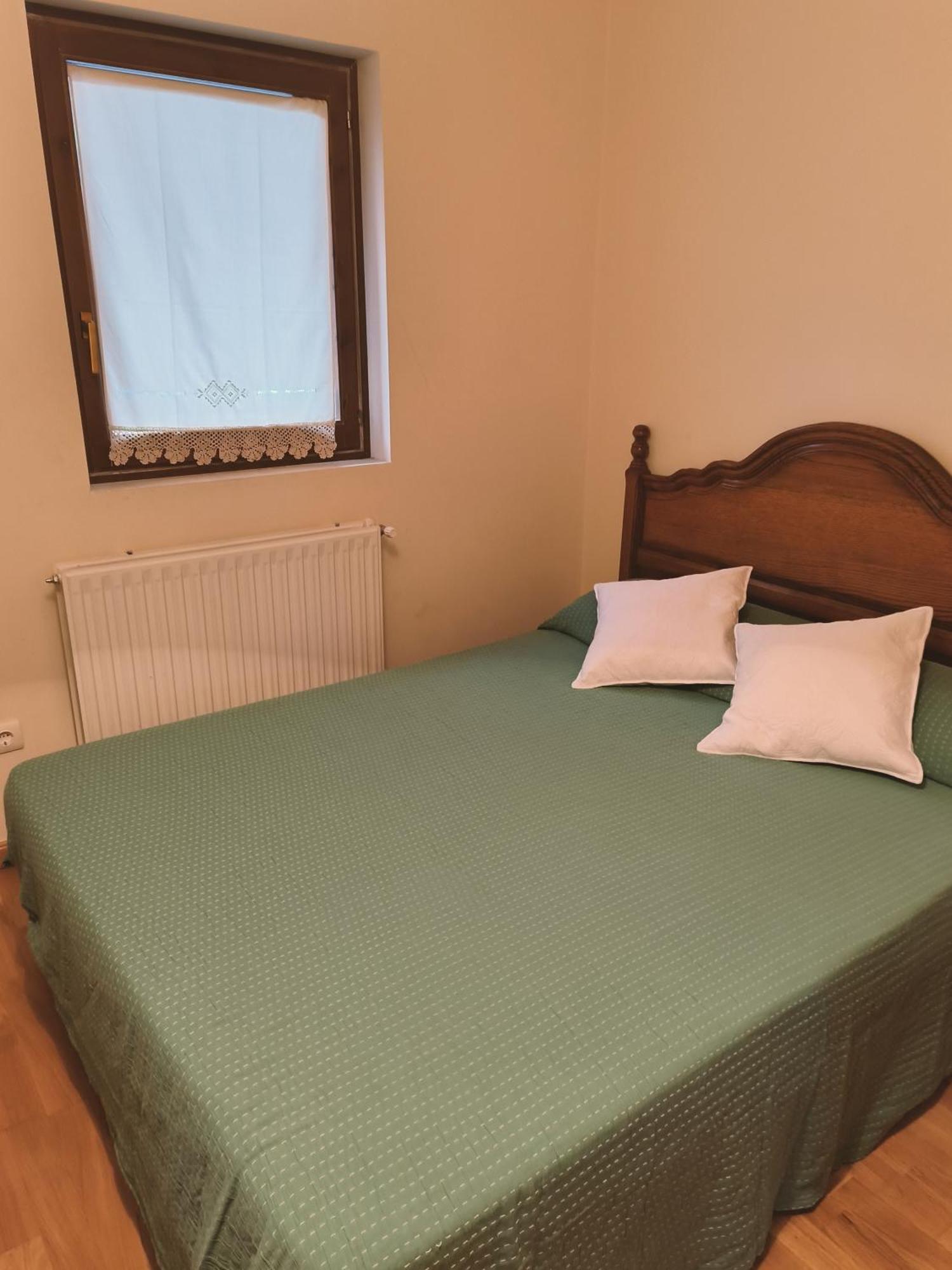 Duplex Con Jardin En Pirineos, Totalmente Equipado Appartement Villanúa Buitenkant foto